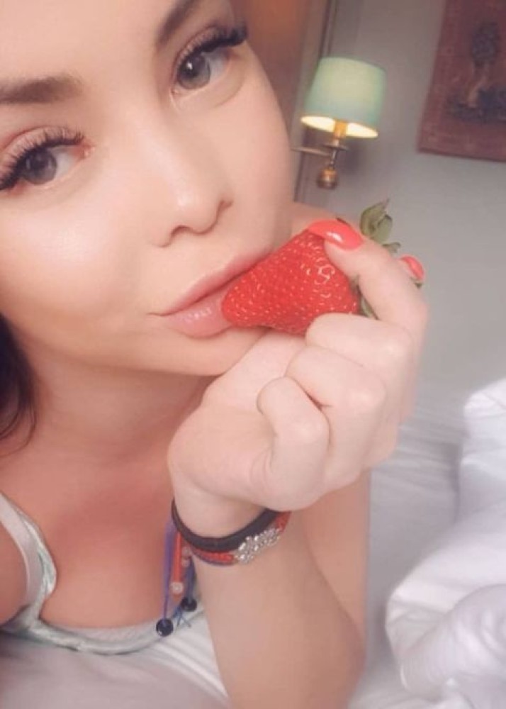 Индивидуалка Вика фото № 2 в городе Надым