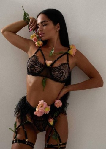 Эвелина, Г. Надым